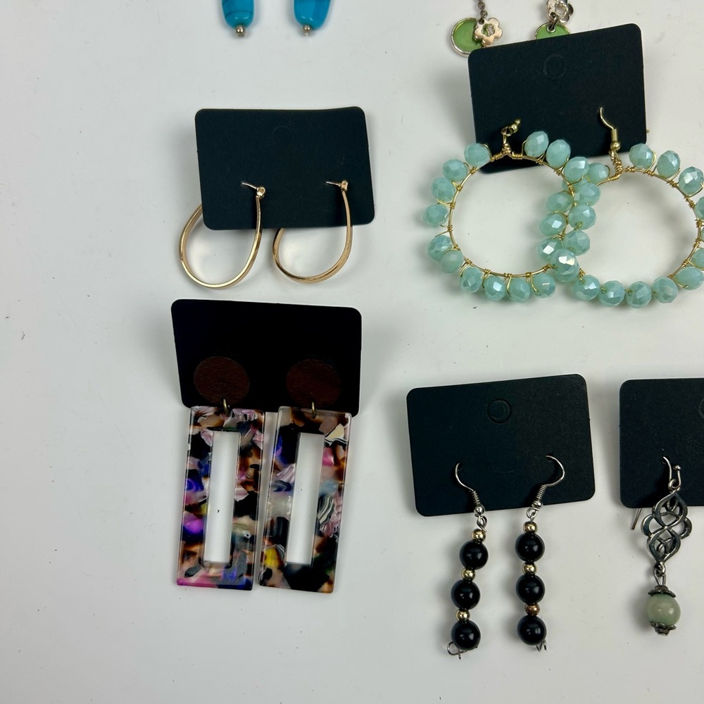 Earring lot - Picture 4 of 5